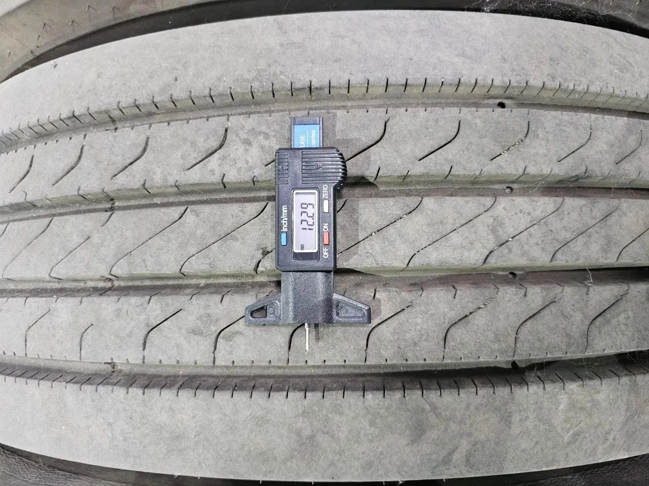 Dunlop 275/70R 22.5 afbeelding 4