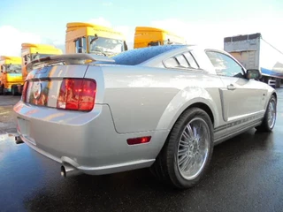 Ford Mustang 2005 - GT image 6