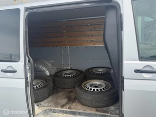 Volkswagen Transporter 2017 - 2.0 TDI L2H1 140pk 2017 image 18