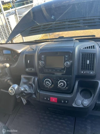Peugeot Boxer 2021 - Bestel 333 2.2 BlueHDi 140 L3H2 Premium image 13