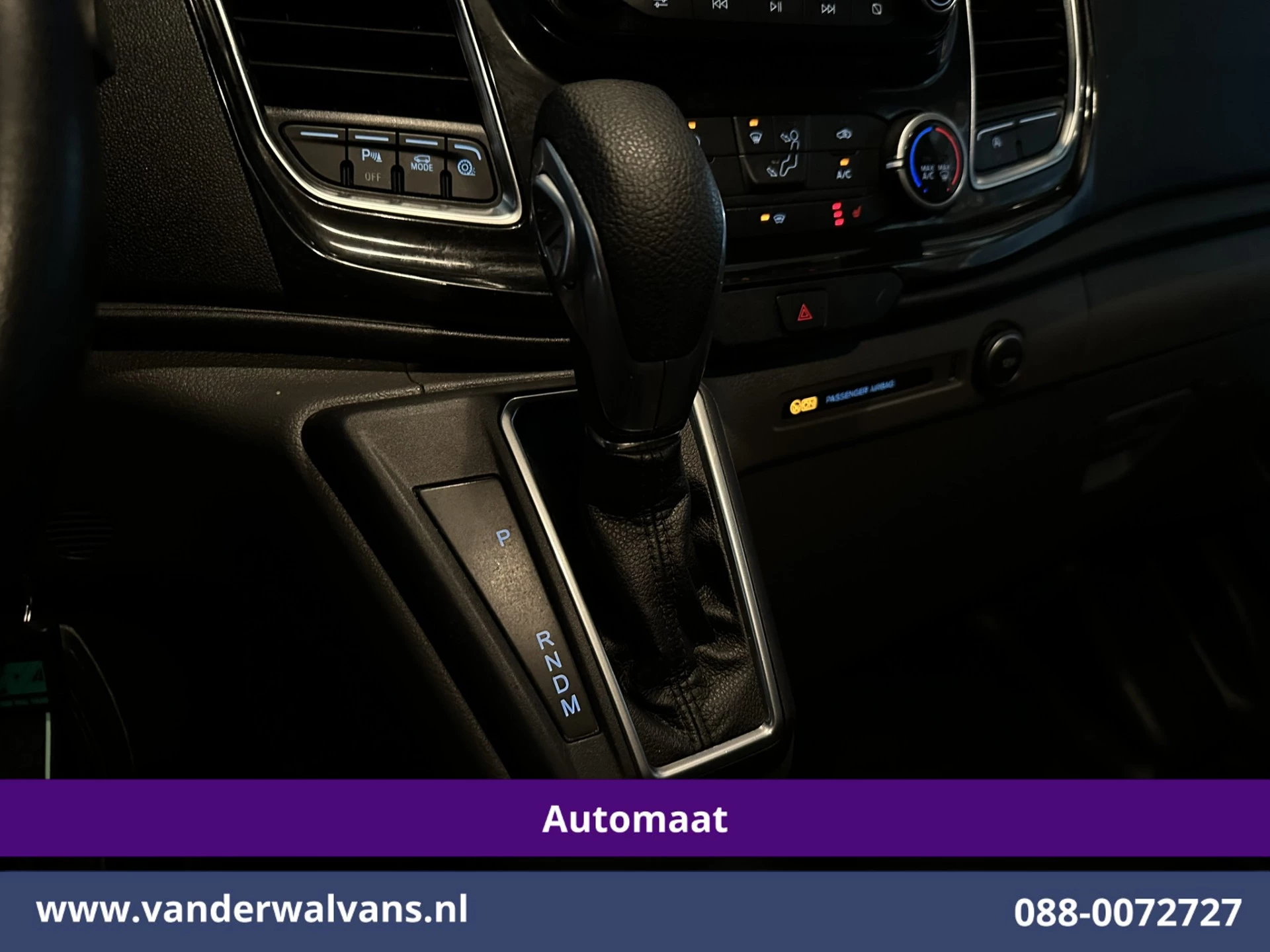 Ford Transit Custom 2021 - 2.0 TDCI 130pk Automaat L1H1 Limited Editie Euro6 Airco | Camera | Navigatie | LED Bild 2