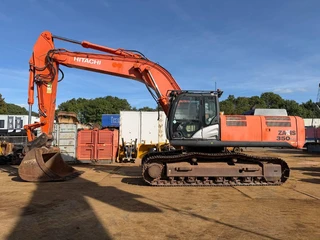 Hitachi 2012 - ZX 350 LC-5B te koop