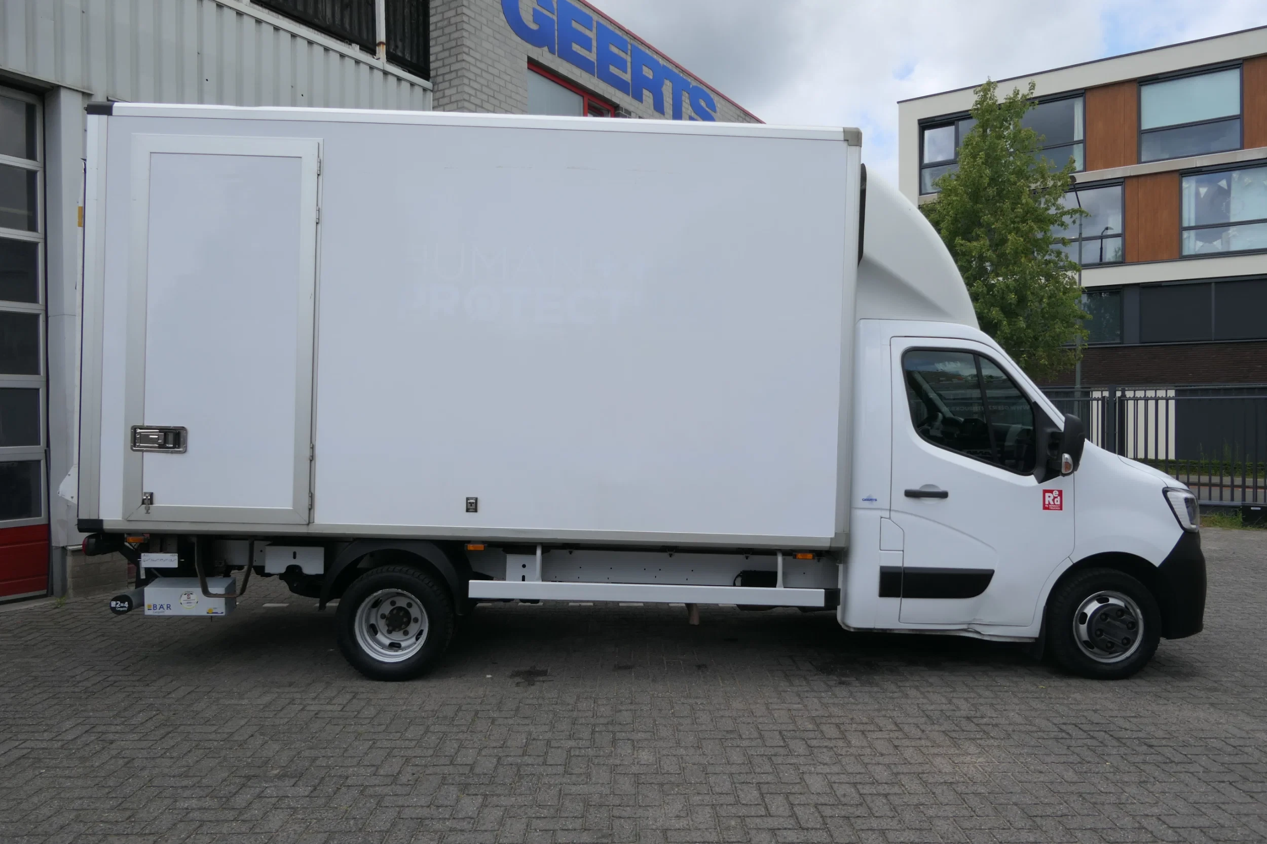 Renault Master 2023 - | Double wheels | 375617Km | 2023 | Taillift 750Kg | Manual gearbox | Euro6-E | 4X2 | TUV/MOT/APK 01-2027 | NL-Van изображение 5
