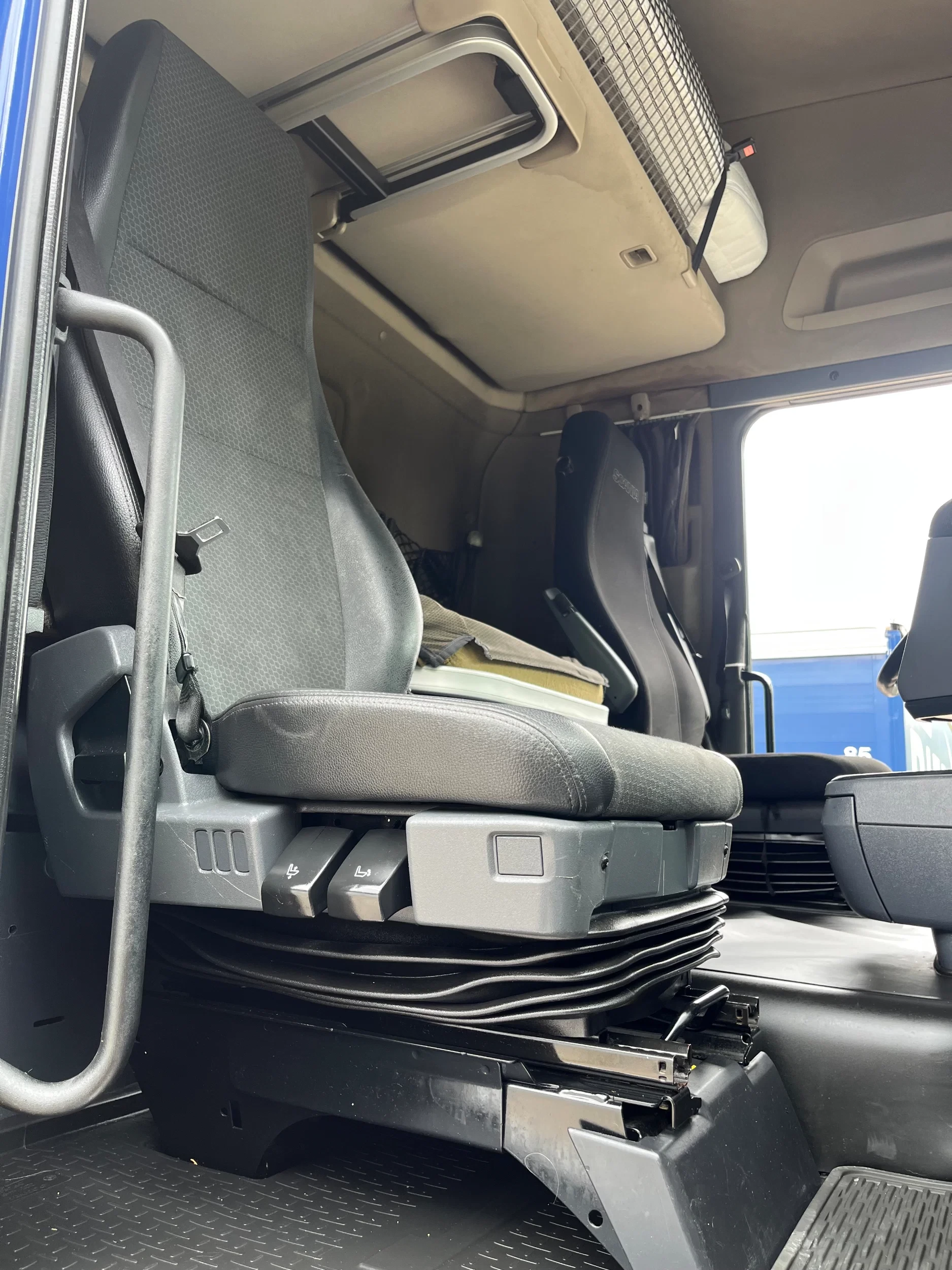 Scania R 2015 - R410 5 x Volumen-SZM 4x2 *MEGA *Retarder *Topline Bild 22