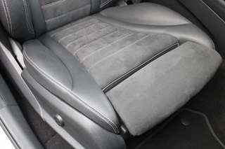 Mercedes-Benz EQC 2022 - 400 4MATIC 80kWh AMG LINE <<MAGNO GREY>> SCHUIFDAK MEMORY HEAD-UP 360-CAMERA TREKHAAK 20'' bild 16