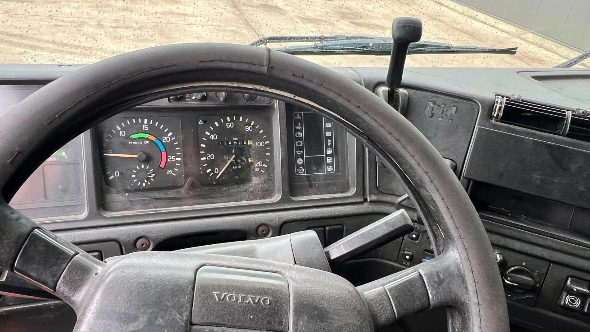 Volvo FH 1996 - 12.420 image 10