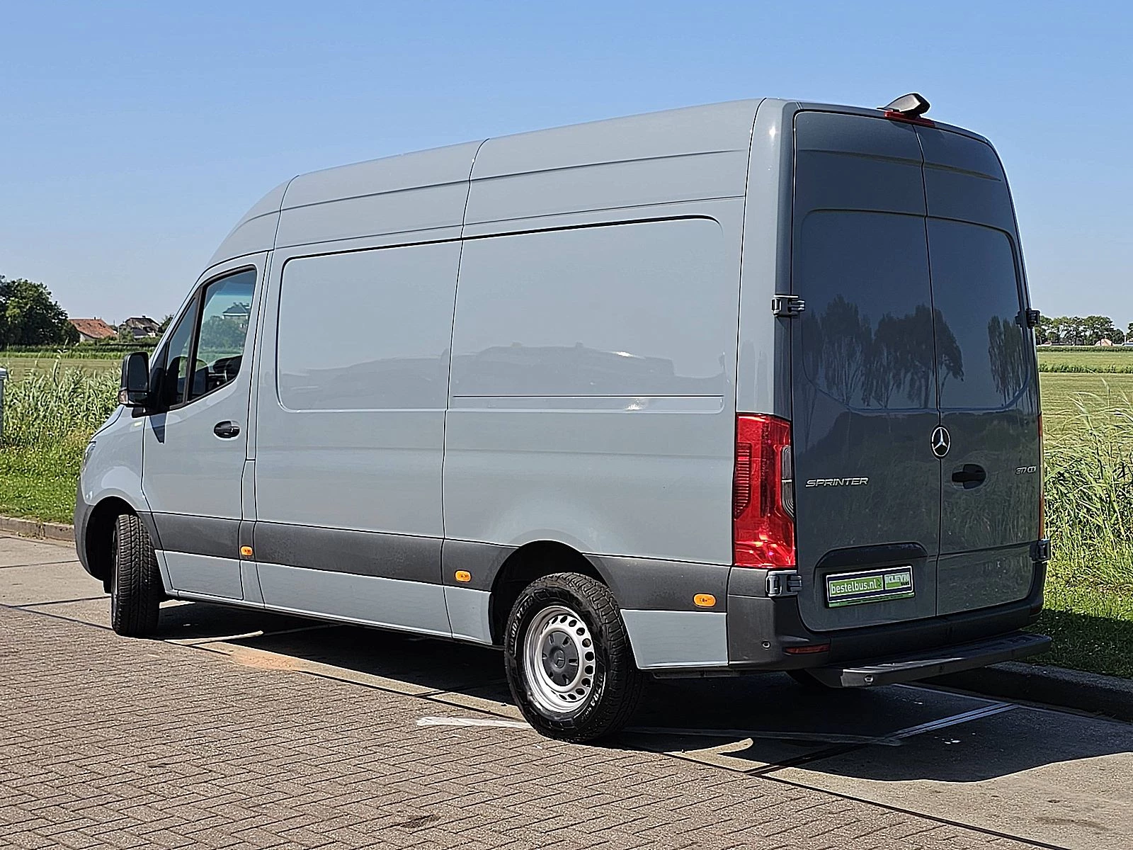 Mercedes-Benz Sprinter 2022 - 317 obrázek 6