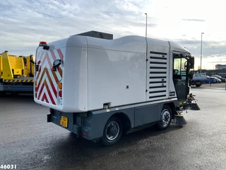 Ravo 540 CD Euro 6 with 3-rd brush 2017 - N/A immagine 5