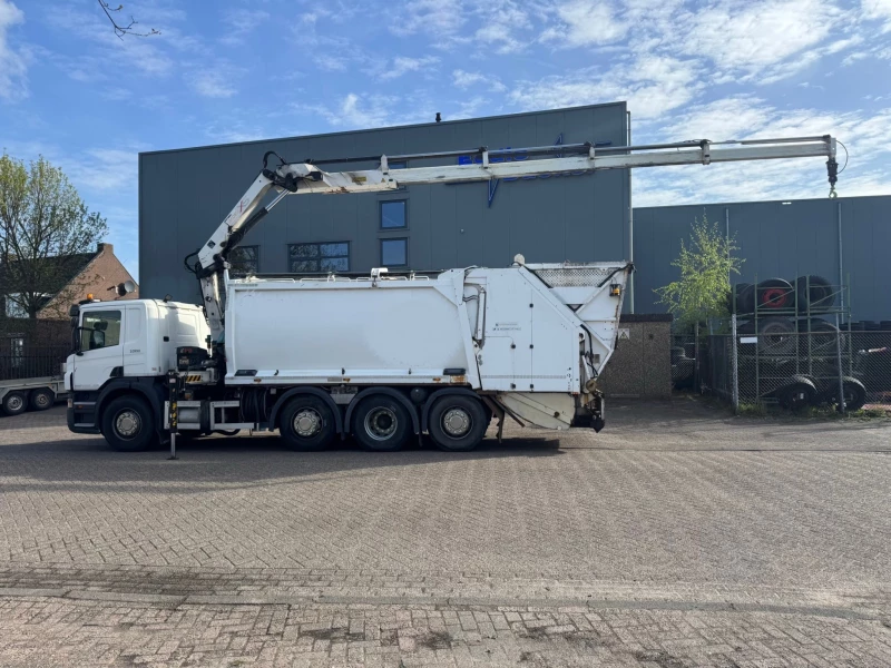 Scania P 2012 - P360 8X2 EURO 5 HIAB 144E-4 zdjęcie 1