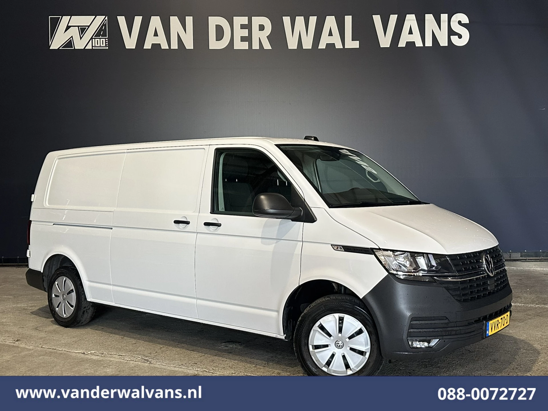 Volkswagen Transporter 2023 - 2.0 TDI L2H1 Euro6 Airco | Navigatie | Apple Carplay | Android Auto | Trekhaak obrázek 1