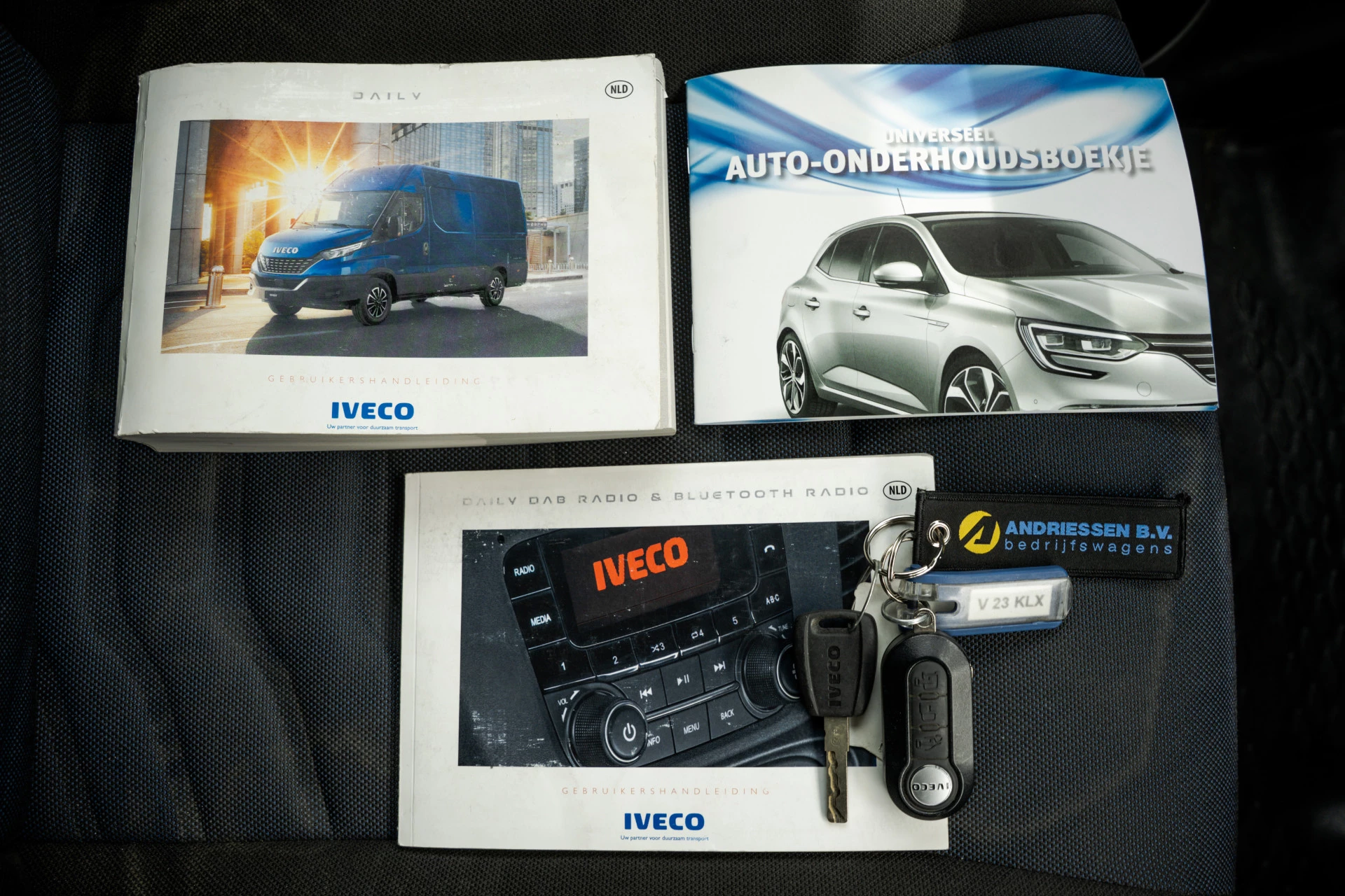 Iveco Daily 2021 - 35S14V 2.3 L4H2 | Automaat | 3.5T Trekgewicht | Climate | Cruise | Euro 6 изображение 25