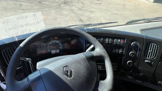Renault Premium 460 DXI 2011 - N/A image 10