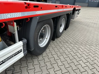 Kässbohrer N/A 2026 - new and unused Heavy-Duty flatbed / 690cm extendable / steering axle / lift axle / twistlocks / timberstakes / NL-trailer / APK: 04-2027 obrazek 42