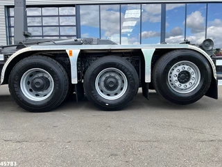 Mercedes-Benz Arocs 3251 8x4 Euro 6 HMF 26 Tonmeter laadkraan 2016 - N/A image 8