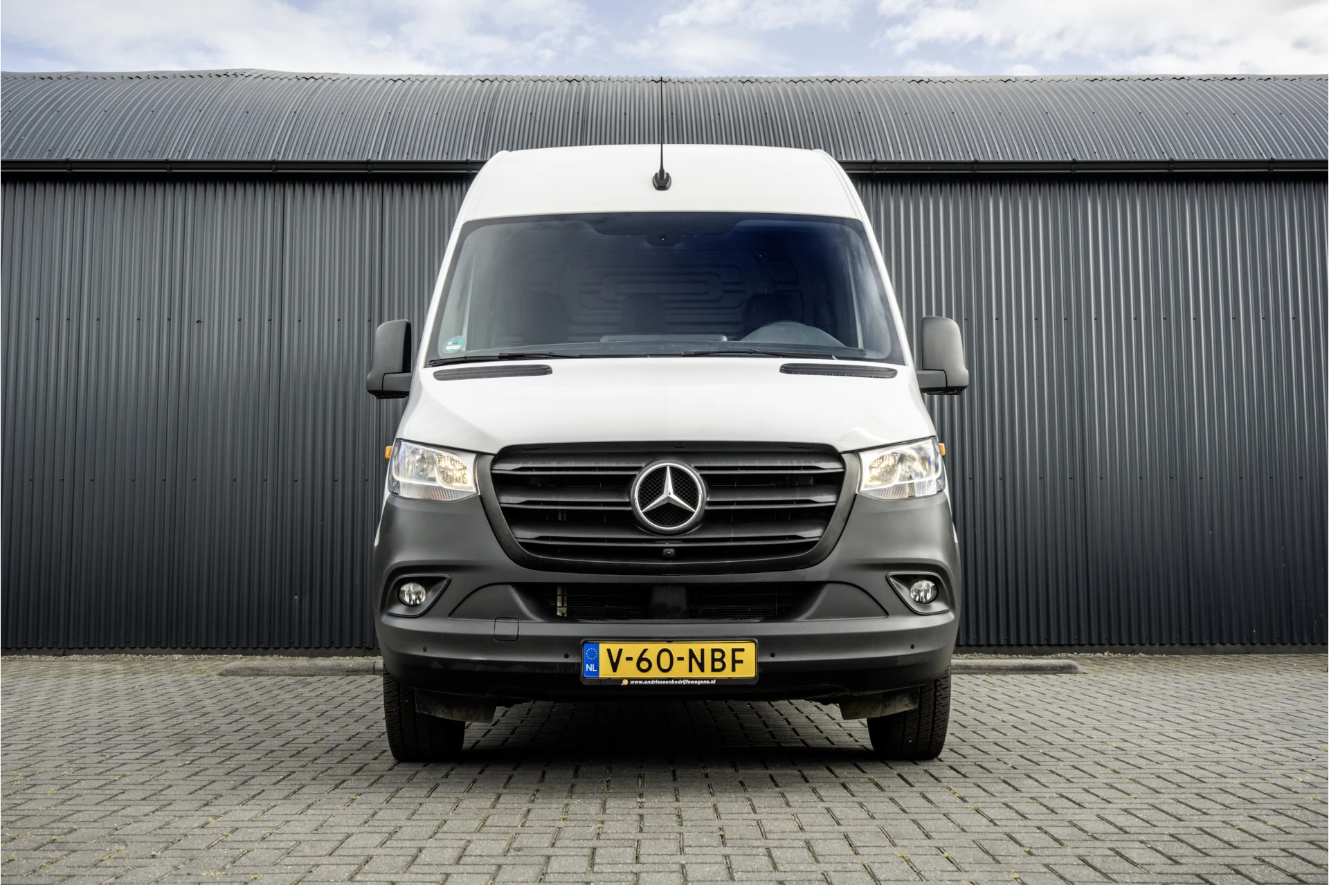 Mercedes-Benz Sprinter 2023 - **317 CDI L2H2 | Mbux | Camera | CarPlay | Navigatie | Cruise | Climate | PDC | Euro 6** immagine 3