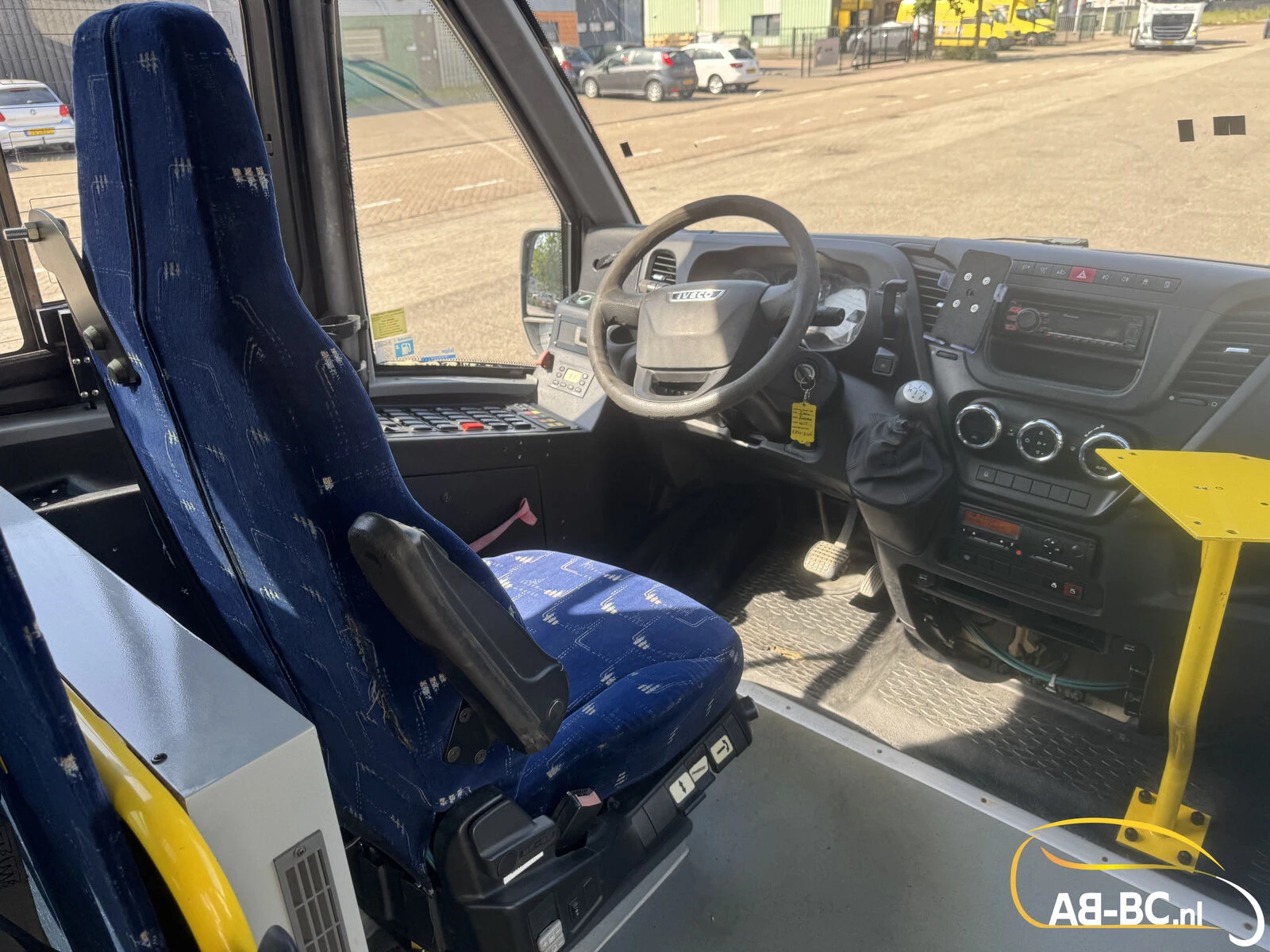 Iveco Rosero First 24 Seats EURO 6 2015 afbeelding 49