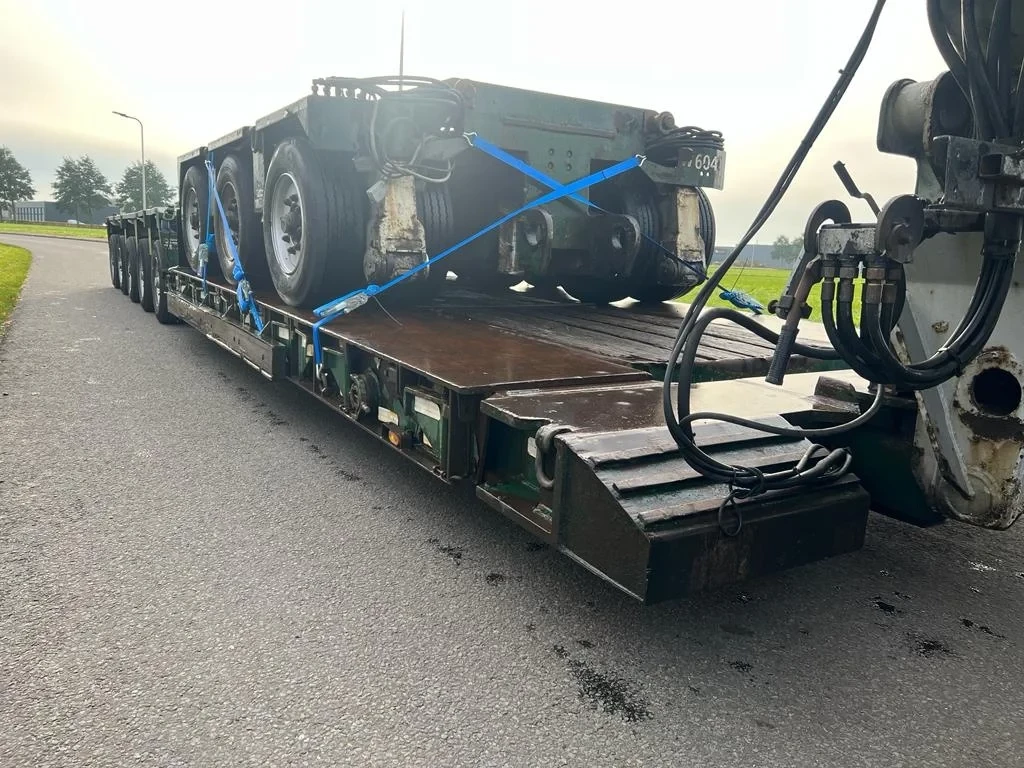 Goldhofer 2008 - THP XLE 8 (3+5 low loader) obrázek 15