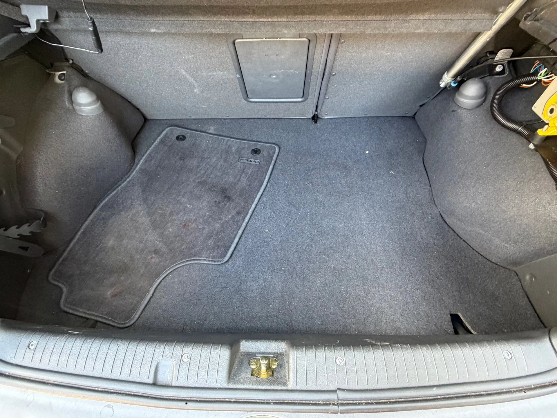Opel Astra 1998 - 1.6i Edition bj.1998 Invalide aanp|Apk 6-2027. afbeelding 12