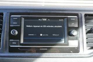 Volkswagen Crafter 2022 - 140pk L3H3/L2H2 Apple Carplay Trekhaak Parkeersensoren Cruise control 3-Zits Stoelverwarming afbeelding 3 miniatuur