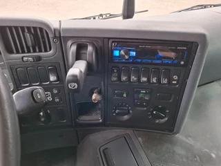 Scania P 2015 - P450 / RETARDER / !! NO EGR !! / 542360 KM / TUV:25-08-2026 / LWDS / ÀUTOMATIC / EURO-6 / 2015 immagine 17