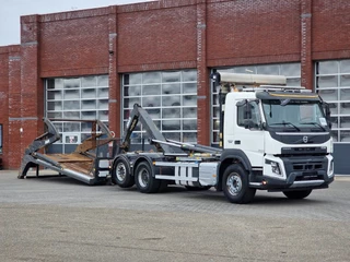 Volvo FMX 2019 - 460 - 6x2*4 - JOAB Skiploader & Hooklift 20T - Steering axle - 430 WB - HUB reduction - Euro 6 te koop