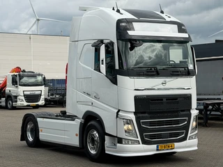 Volvo FH 2021 - 460 Globe XL Euro D Full Spoiler 2 Tank *NL-Truck* afbeelding 2 miniatuur