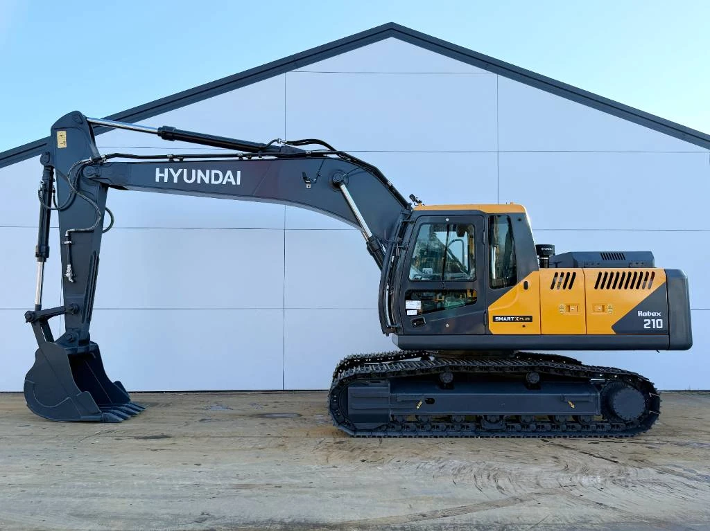 Hyundai 2026 - R210 *2026 Model* NEW / UNUSED image 1