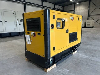 Cat 2025 - DE88E0 - 88 kVA Generator - DPX-18012 imagem 2 miniatura