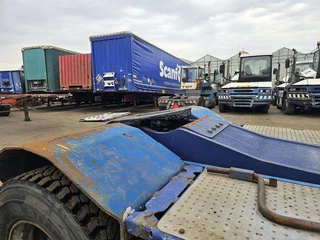 Terberg RT283 | TERMINAL TRACTOR 4X4| TURNING CHAIR. | AUTOMATIC GEAR | 24159 HOURS. 2011 - N/A изображение 17