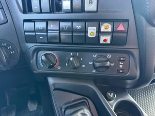 Iveco Trakker 2020 - 8x6 / 3 Zijdige PN kipper / Palfinger Epsilon Q170 (easy fold) imagen 17