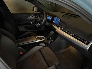 BMW iX2 2024 - eDrive20 67 kWh immagine 14