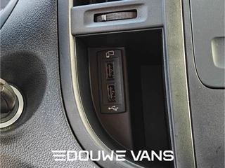 Mercedes-Benz Vito 2023 - 124 Dubbel Cabine Automaat 237 PK 6 Persoons 9G-Tronic image 23