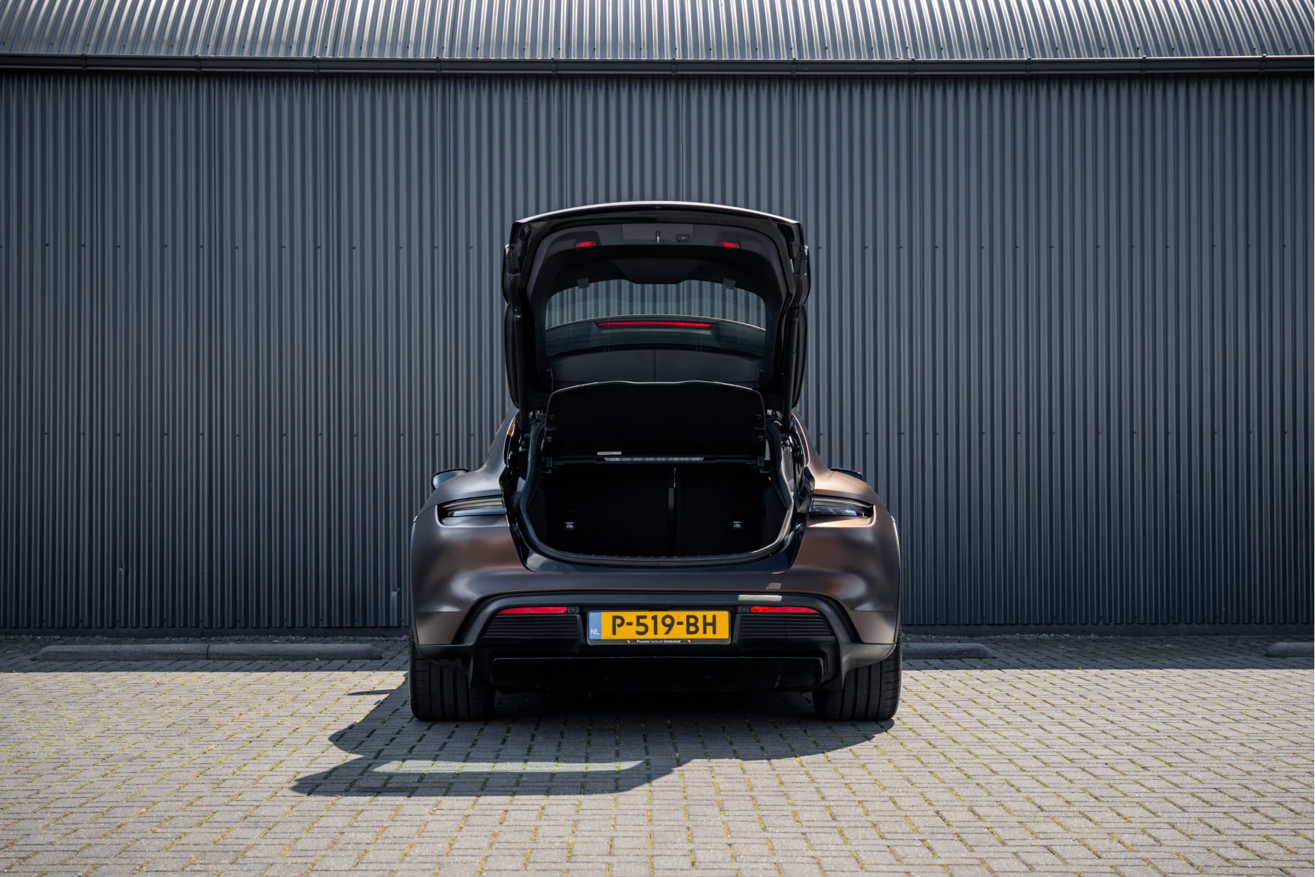 Porsche Taycan 2022 - Cross Turismo 4 | 93kWh | SOH 91% | Luchtvering | Panoramdak afbeelding 8