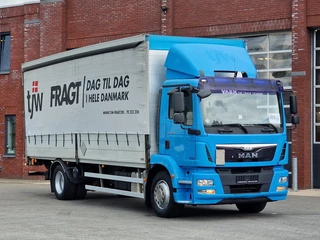 MAN TGM 2015 - 18.290 4x2 - Tautliner - Loadlift - Euro 6 - Automatic - Full air for sale