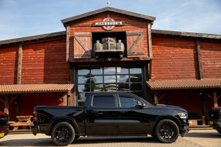 Dodge Ram 1500 2019 - 5.7 V8 4x4 Crew Cab Laramie afbeelding 3 miniatuur