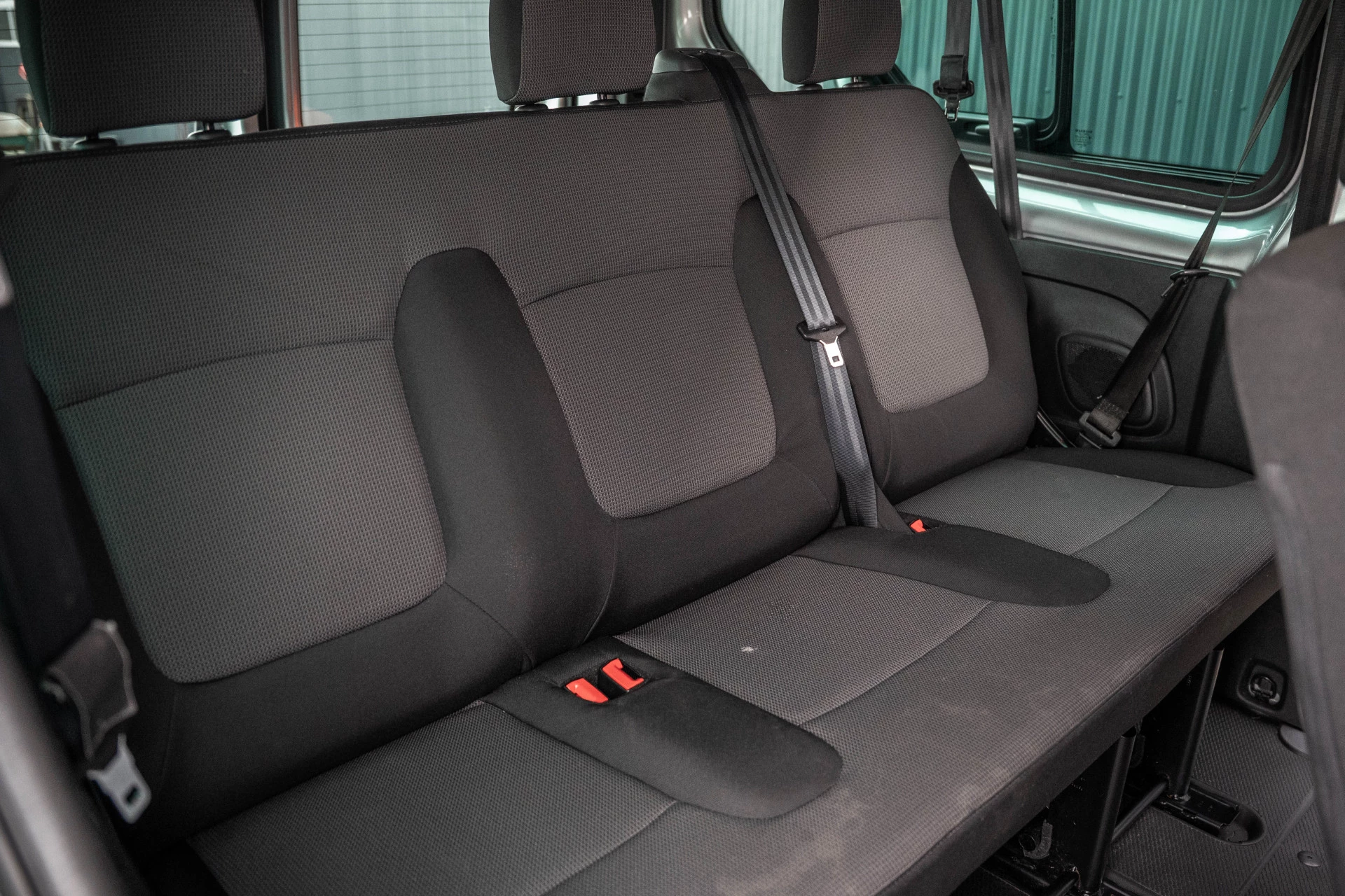 Renault Trafic 2024 - Blue dCi 150PK | L2H1 | 9-Zits | IN BPM/BTW | LED | Canera | Navi | Zijschuifdeur R+L | Cruise | Airco | PDC | Euro 6 obrázek 18