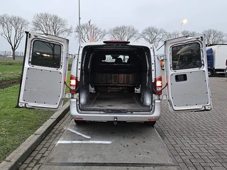 Mercedes-Benz Vito 2021 - 119 CDI obrazek 11