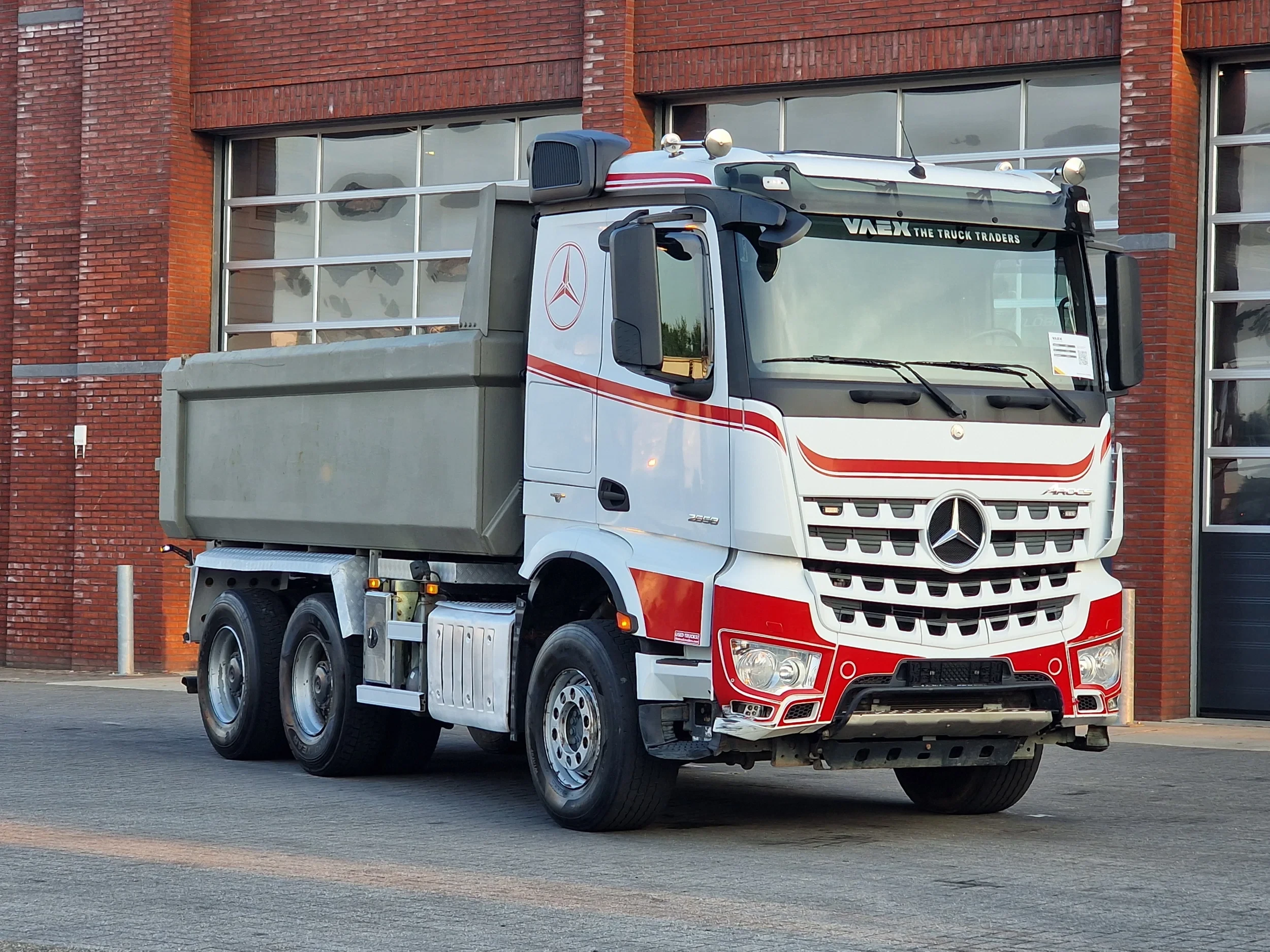 Mercedes-Benz Arocs 2658 2016 - 6X4 - Steel / Steel - retarder - WB330 afbeelding 3