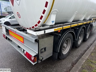 willig N/A 2011 - Fuel 47.800 Liter, 6 Comp, ADR, Fuel bild 13