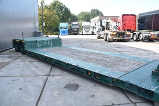 Nooteboom 2007 - EURO-38-02 - LOW LOADER - 3.27m EXTENDABLE - BPW AXLES - DRUM BRAKES - REMOVABLE FRONT - TOP CONDITION - image 3 thumbnail
