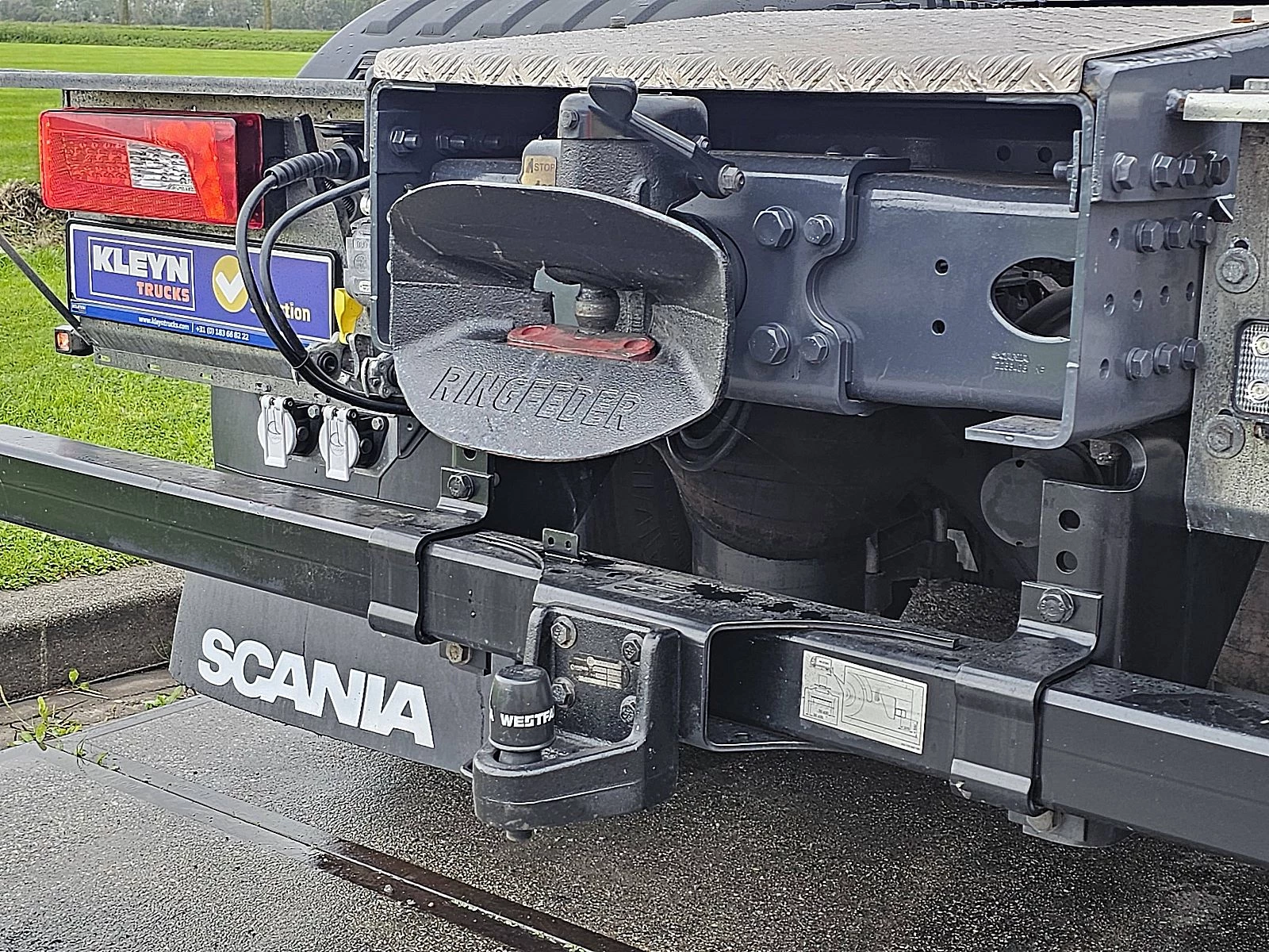 Scania R 2023 - R450 obrázek 15