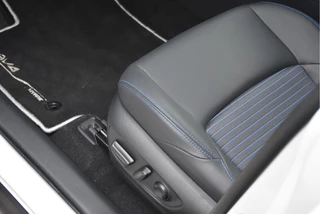 Toyota RAV4 2025 - 2.5 Hybrid Style Bi-Tone | Verkocht | immagine 21