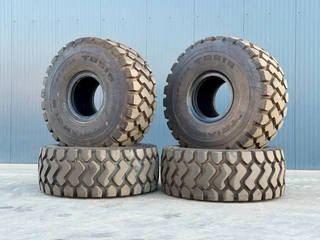 Triangle 2026 - 29.5R25 L3 set afbeelding 1 miniatuur