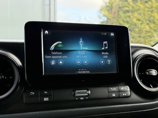 Mercedes-Benz eCitan 2024 - 112 Pro 51 kWh / L2H1 / TREKHAAK / 3-ZITS /**7.445 KM!!** / CAMERA / CRUISE / ECC / CARPLAY immagine 14