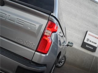 Chevrolet Silverado 2022 - High Country 6.2L V8 imagem 70