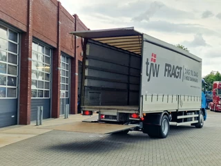 MAN TGM 2015 - 18.290 4x2 - Tautliner - Loadlift - Euro 6 - Automatic - Full air image 9