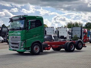 Volvo FH 2019 - 16.750 6x2*4 - Low roof - 4.60 WB - Full air - HUB reduction - Leather zdjęcie 3 miniatura