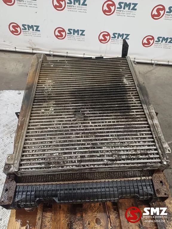 Mercedes-Benz 1996 - Occ radiator + intercooler Mercedes imagem 2