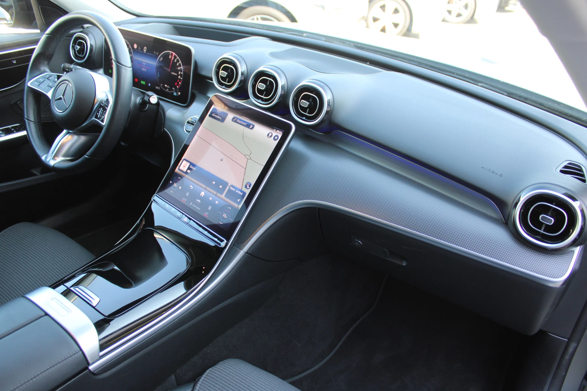 Mercedes-Benz C-Class 2023 - Estate 300e Luxury Line NIGHT PAKKET <<MAGNO GREY>> HEAD-UP SFEER CARPLAY изображение 9