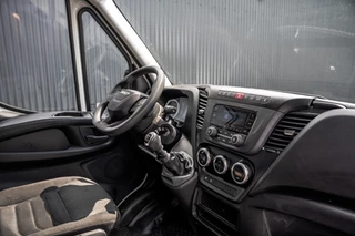 Iveco Daily 2022 - 35S16 | L4H2 | 157 PK | 3-Zits | Airco | Parkeersensoren obrazek 2